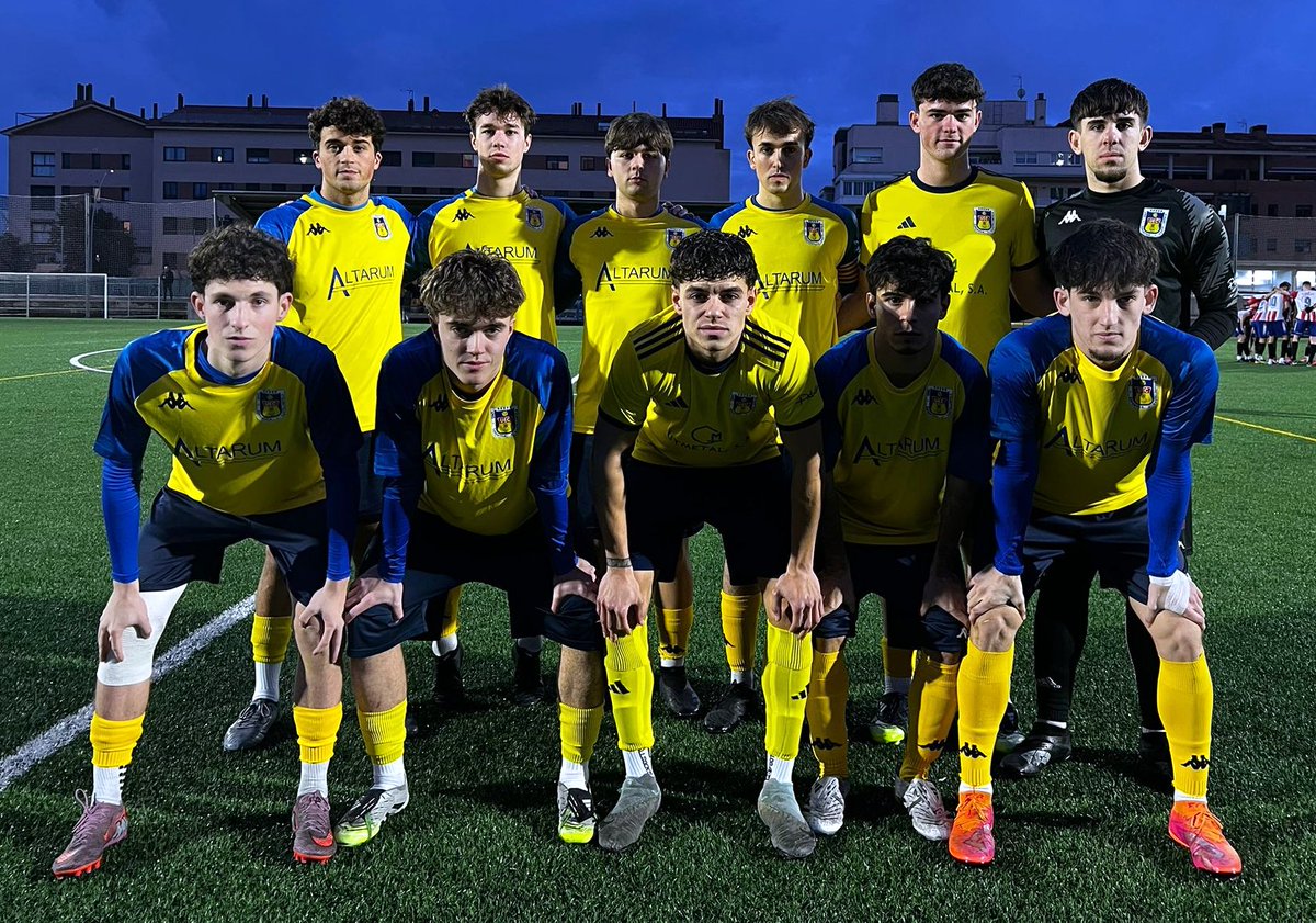 uecastelldefels's tweet photo. #Filials | 🟡🔵
📌 La @uecastelldefels B va tancar diumenge la primera volta guanyant l'@aso_albirrojita als Canyars (2-1) j15 #3cat11
⚽️ Kirill i Lolo
🔗 Tot a https://t.co/ZGqe2djb8B
#SomHiFilial #CastelldefelsB #PlanterUEC https://t.co/AXkx82aqvZ
