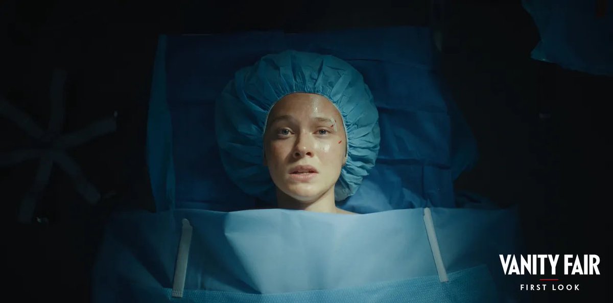 DiscussingFilm's tweet photo. First look at ‘BEEF’ Season 2.

The series follows a young couple (Charles Melton &amp; Cailee Spaeny) who witness &amp; record an alarming fight between their boss and his wife (Oscar Isaac &amp; Carey Mulligan).

Releasing April 16 on Netflix.

(Source: https://t.co/cNELrCHgIE) https://t.co/wldl4y2nbb