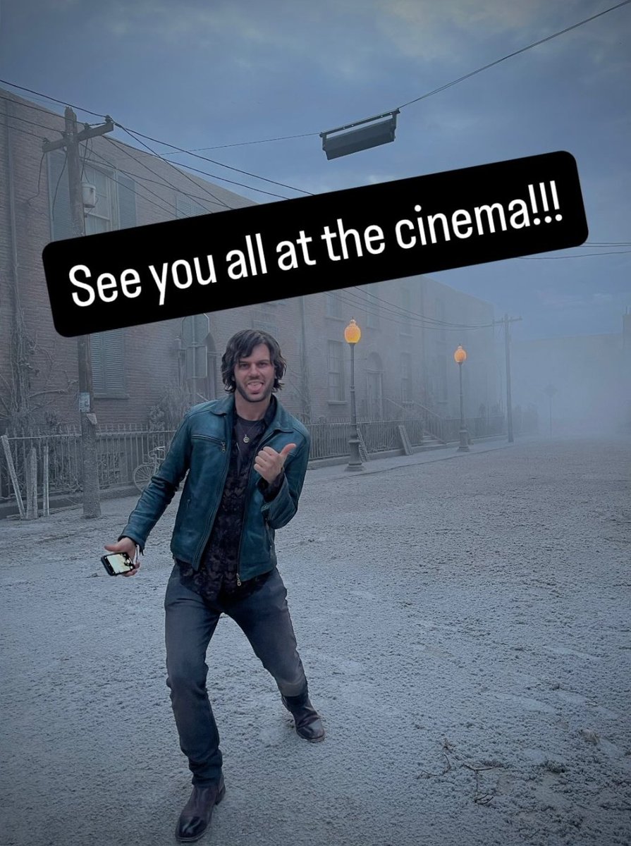 limitlessNeon's tweet image. James Sunderland as Jeremy Irvine in the set of Return to Silent Hill