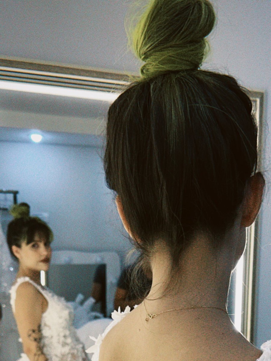 funBABE's tweet image. eu disse sim pro vestido 🥹