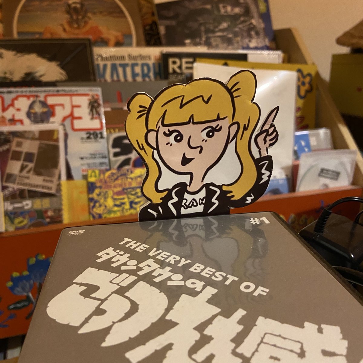 去年のフリマイベント出店をきっかけに
、屋外出店は今までのスタイルだと通用しない！と痛感して改良を続けています🔥
これがすごく楽しい！
できてるかどうか置いておいてやっぱり私デザイン職が天職だと思う、、
までも人疲れハンパないから今くらいのデザインとの関わり方がちょうどいいのかも