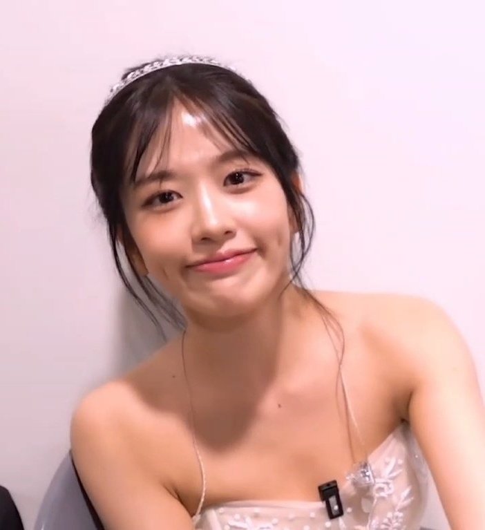 shinzou_sureiya's tweet image. Nothing has changed 😭 Yujin still looks the same 😭😭😭🫠🫠🫠🥹🥰🥰🥰