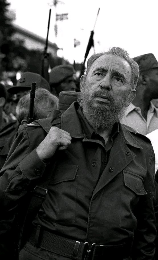 Leonard38227794's tweet photo. #FidelPorSiempre: nuestro Partido es el mejor fruto de la Revolución. ¡Cuidemos siempre la ejemplaridad de sus militantes! #100AñosConFidel
#CautoCristo
#Provin
#Cuba 🇨🇺🇨🇺🇨🇺 https://t.co/cMPPptyFPQ