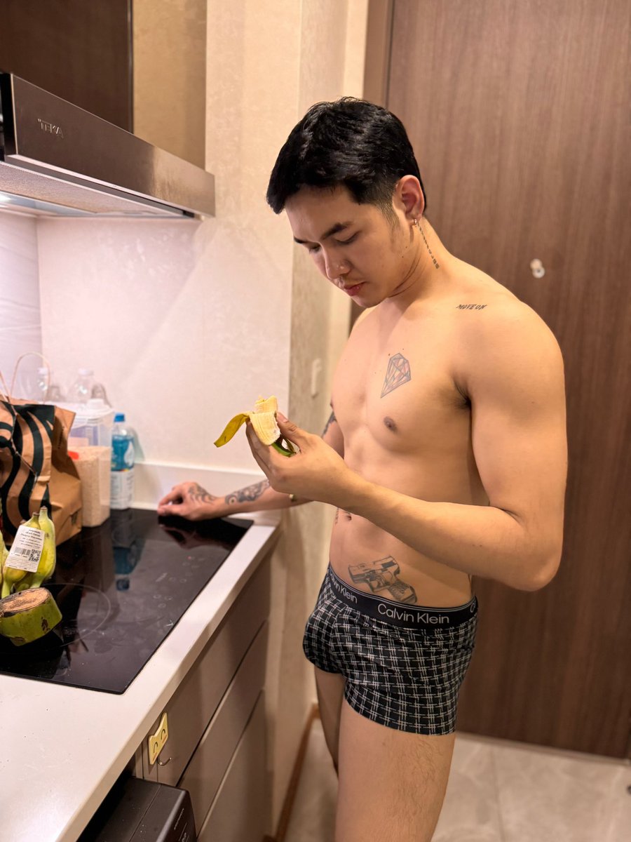 Gun_thonglor2001 tweet media