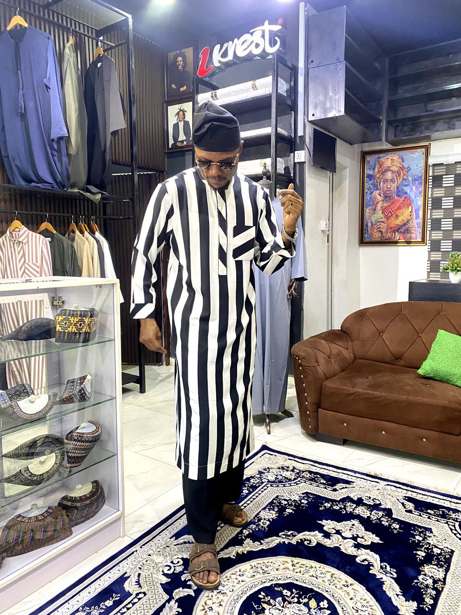 ikrestltd's tweet photo. Available in XL XXL XXXL

.

.

#reelsinstagram #men'sOOTD #explorepage #explore #newweek #mensfashion #kaftan #abujafashiondesigner #fashiondesigner #agbada #mensfashiondesignerinabuja #nativeformen #MensStyle #ikrest #ikrestbrand Fela Moore Opay Wahala Afrobeat Big Wiz https://t.co/KMX9p6Pkup