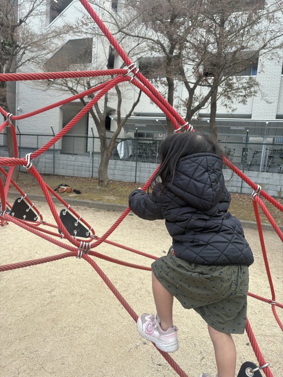 7974lovesmile's tweet photo. 今日はKen'sHOUSEにて
可愛いお姫様とワンコと１日
過ごしました
パワーがすごい！！！
公園で思いっきり遊んで沢山ご飯食べて
くれました
子どもはまさに風の子です
「まこちゃん大好き」って言ってくれる姿が愛おしすぎました
ありがとう

おせっかいsanにバトンタッチして
お出かけ行ってきます〜 https://t.co/xCE9oHM5QI