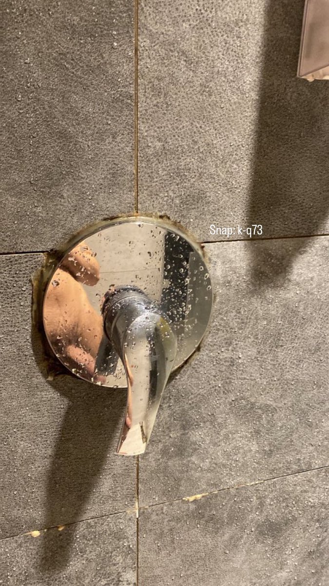 96vae's tweet image. الانستا: nla_1111

سناب: k-q73