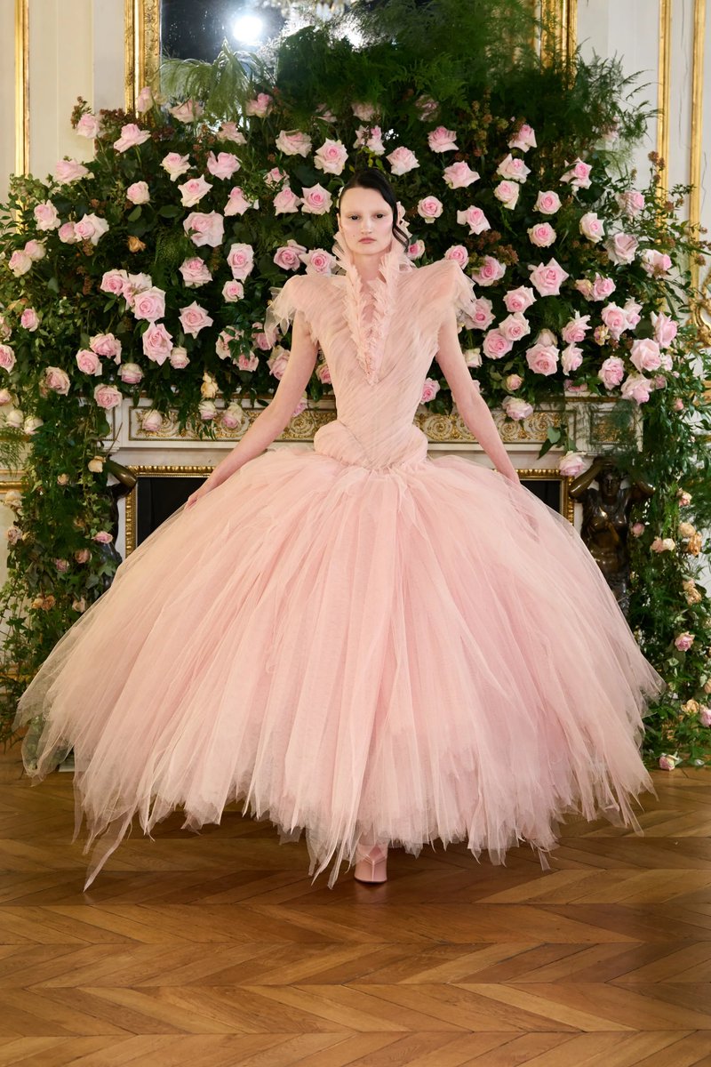 celestial beauty tweet media