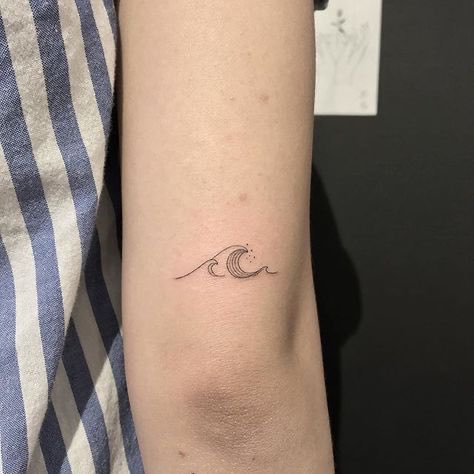 <a href="/okPomes/">Pomes</a> A mi la sensación del dolor de la aguja en el brazo me hace sentir vivo, comparto contigo lo de la anestesia. La magia del tatuaje está en saber soportar el dolor para luego disfrutar del tatuaje. Además que es algo que hacían nuestros antepasados, put some respect on their