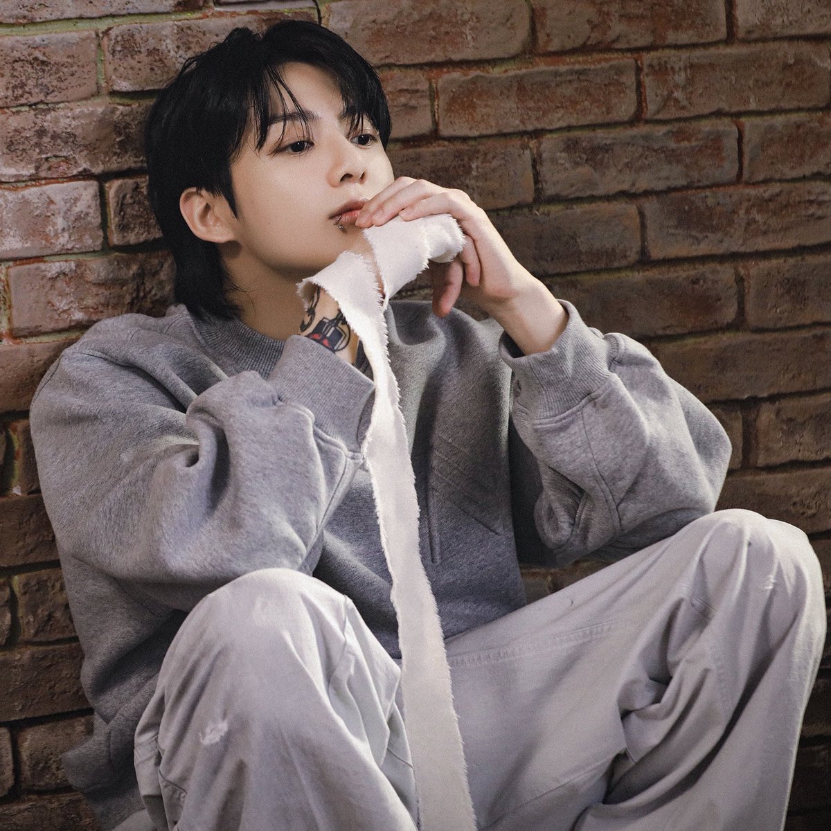 Kook Updates tweet media