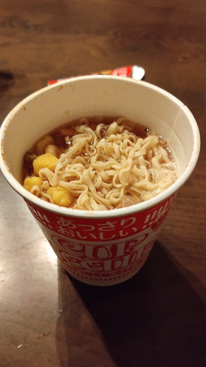 tomtom1393's tweet photo. 酒を飲んだ後のラーメンは何故こんなにも美味しいのでしょうか https://t.co/Und9Vvlp3W