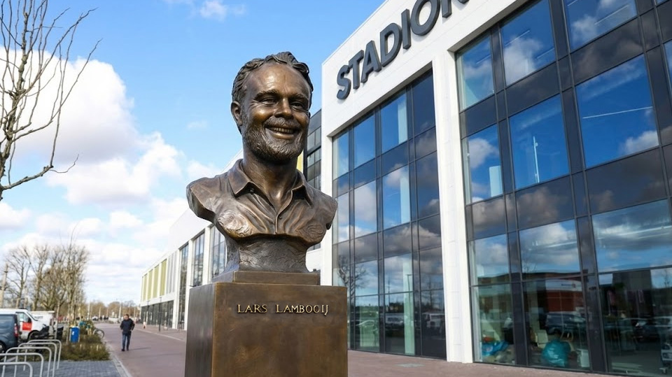 micheloegema's tweet photo. Walking along, singing a song, walking in a #Lambooij wonderland! #SCC #Cambuur #Smit #Baouf #Kvam https://t.co/jr9Af9qSFI