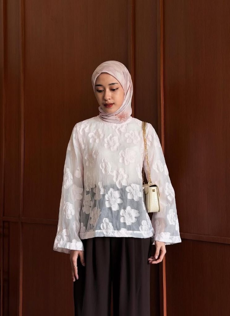 seiajee's tweet image. pretty outfit i found on shopee
🍓🍥🍡🍧