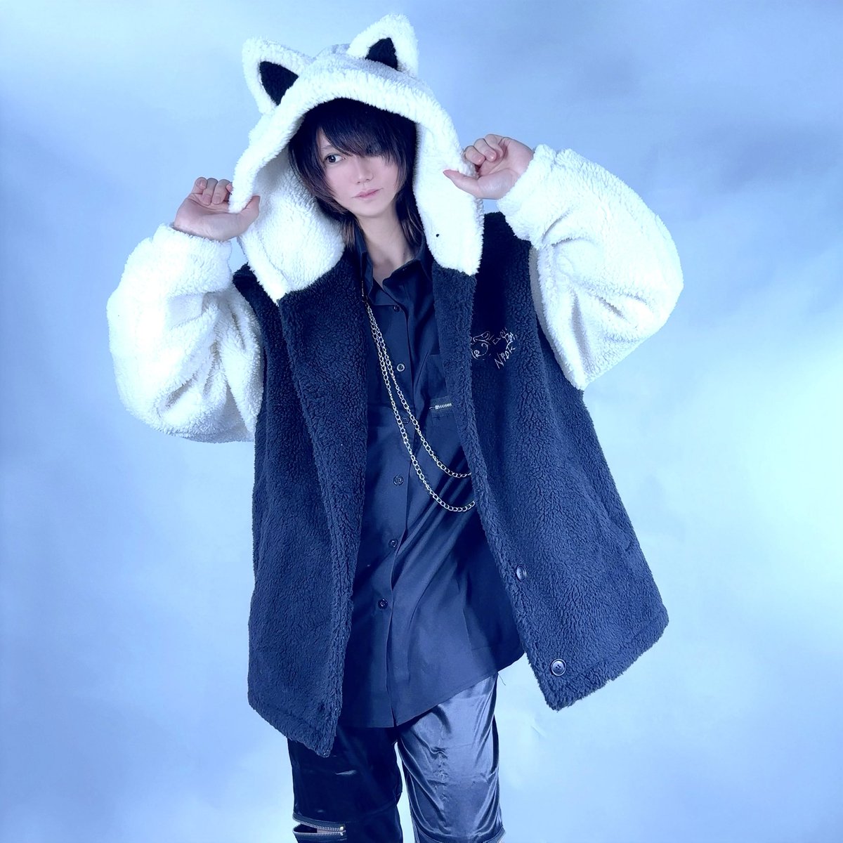 🎁早い者勝ちプレゼント🎁 耳付きフードバイカラーボアアウター