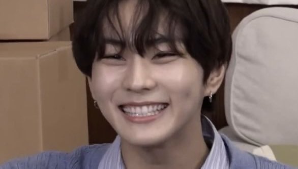 Hunmu02's tweet image. 세상에서 웃는게 가장 이쁜 정원이
이 웃음 평생 잃지 않았으면 좋겠어..