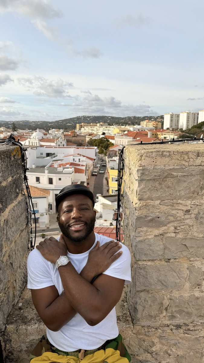 ZoroSwagbag's tweet image. - Aro Oma from Castle of Loulé 🧘🏿‍♂️