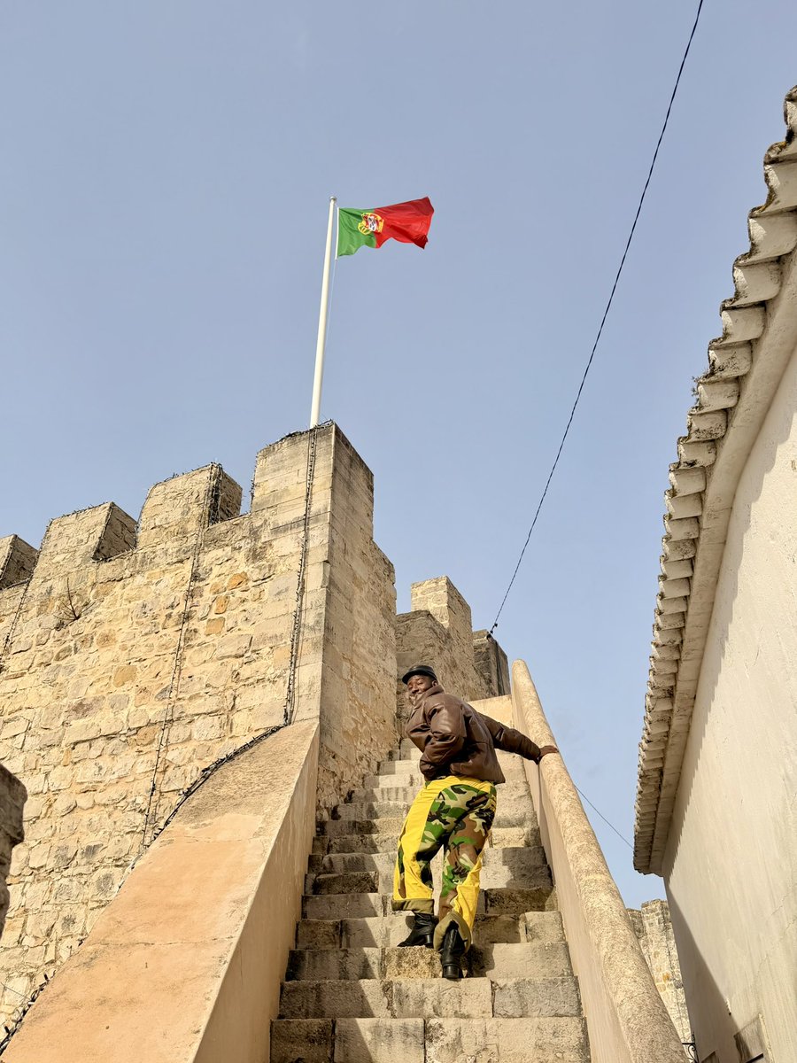 ZoroSwagbag's tweet image. - Aro Oma from Castle of Loulé 🧘🏿‍♂️