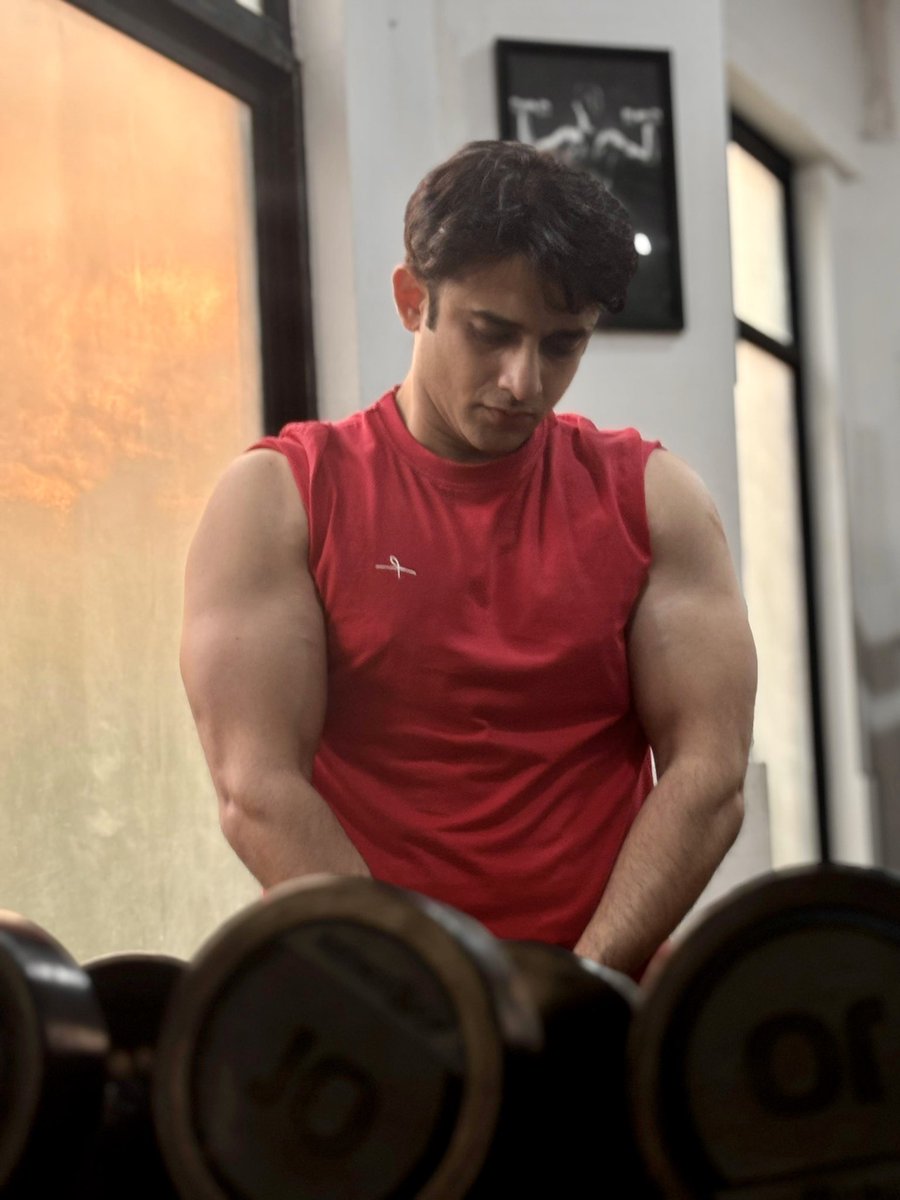 Romiit Raaj tweet media