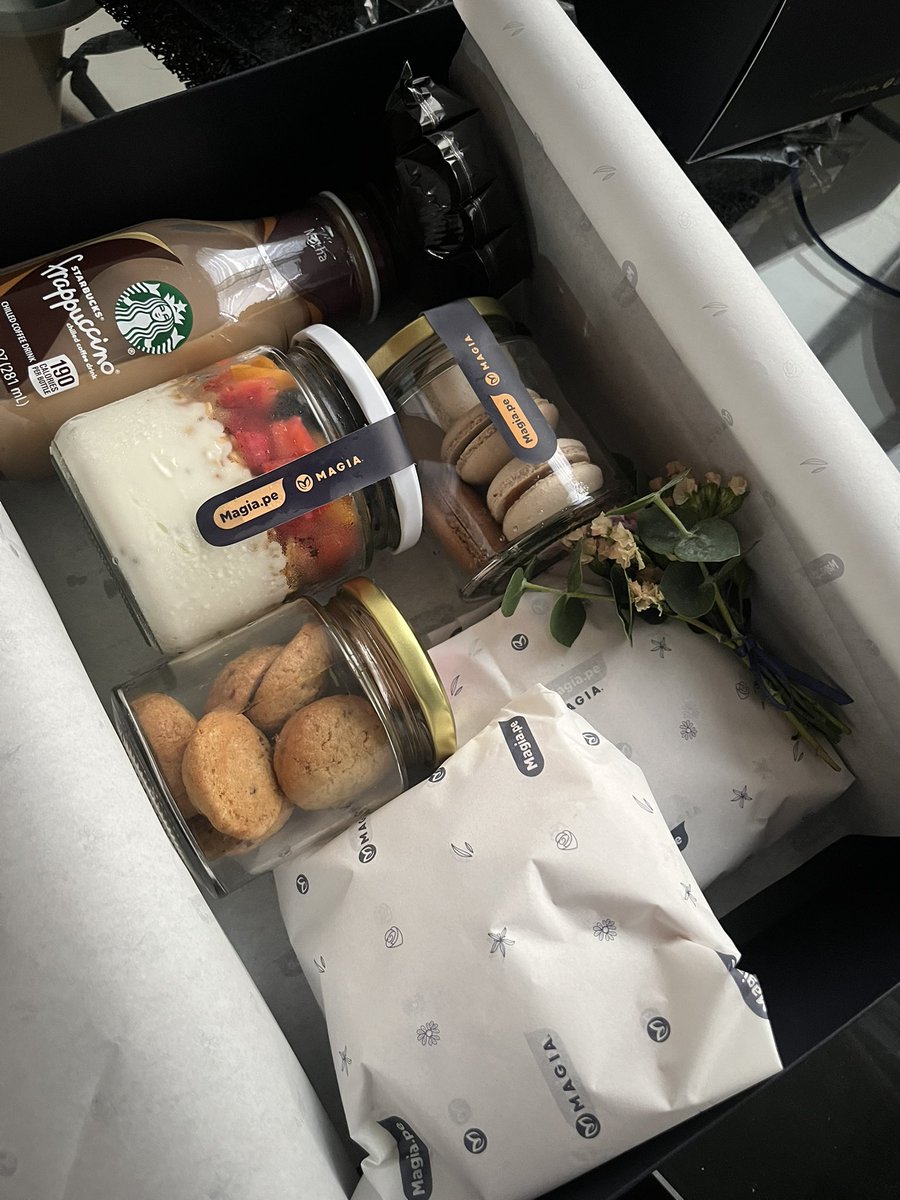 Ivanech96's tweet image. “Quédate con tu amiga a ver si te consiente”
@ryohb_ :