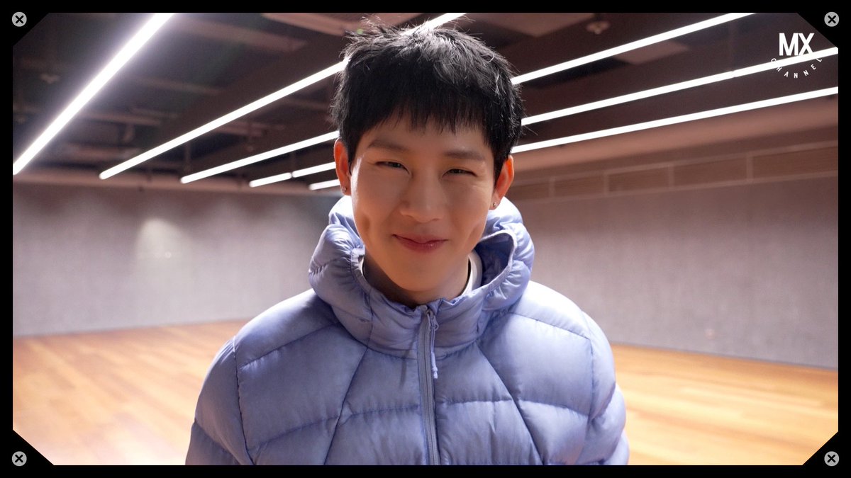 OfficialMONSTAX's tweet image. 🎥
#몬스타엑스 #몬채널 📺
#Behind EP.486
'STING (Feat. Muhammad Ali)' Pre-comeback Choreo Practice Session

#주헌 #JOOHONEY
#몬스타엑스 #MONSTAX #MONSTA_X
#光 #INSANITY #STING 
#JOOHONEY_STING

▶ youtu.be/0BGZS-ctcck