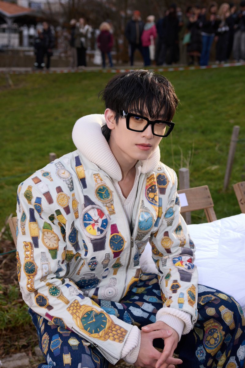 DomundiTV's tweet image. Attending the Autumn–Winter 2026 runway show in Paris with 3.PARADIS was an incredibly inspiring experience. Thomas was honored to be seated in the front row and is truly grateful to the brand for this wonderful opportunity.

@tthomastc
#3PARADISxTHOMAS