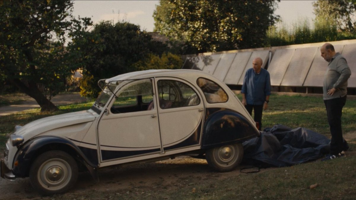 RTVECatalunya's tweet image. 💥 @lluis_llach, a #PlaSeqüència

👥 Als 77 anys, ha viscut una vida d'acord amb els seus ideals. @jordibaste recorre amb ell la seva trajectòria personal, més enllà del cantautor i del personatge públic
⏰ Dijous, a les 22:20h a #La2Cat i a RTVE Play rtve.es/n/16903458