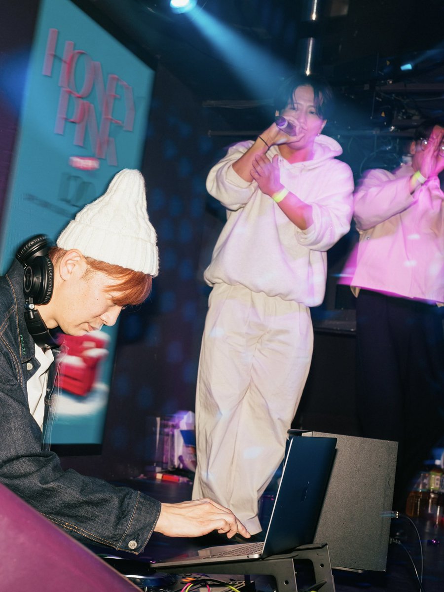 2026年1発目『HONEY PINK』
ありがとうございました💨

ステージで踊ったりMCレクチャーしながら皆と踊れて楽しかった☺︎

声かけてもらえて嬉しかったです

改めて今年もよろしくお願いします💥

次回は2/24(火)21時00分より開催🎊

DJ U-ICHIさんバースデーSP回🎈

会場にてお待ちしています💨💨
