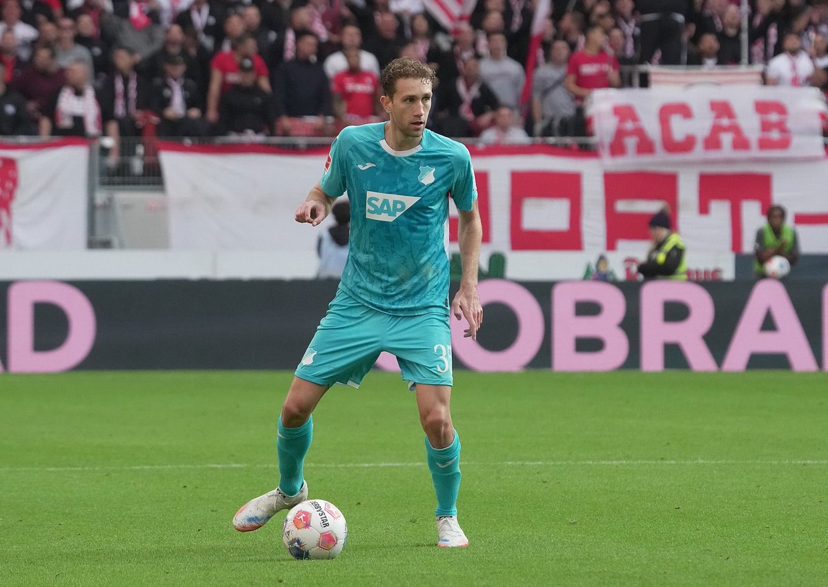 Dennis Bayer tweet media