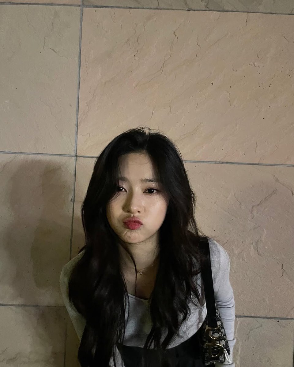 𝑣͟𝑎͟𝑖͟. tweet media