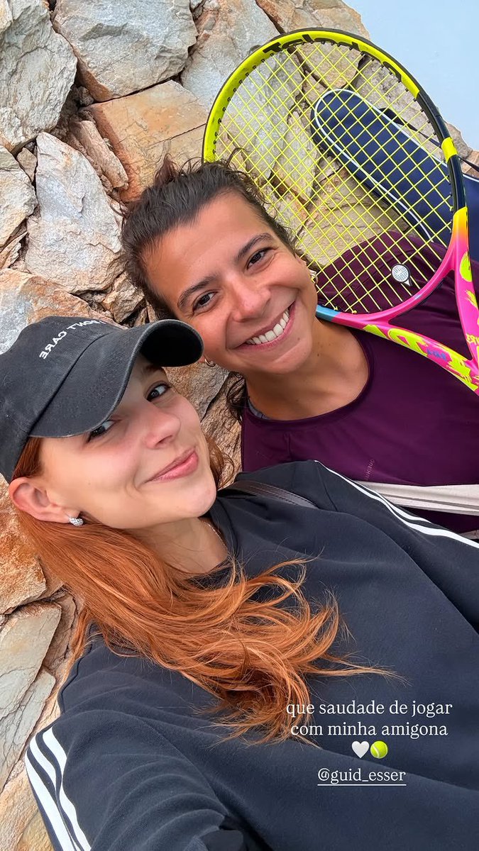 acervogabimed's tweet image. nossa ruiva já na ativa 👀

📸(gabimedvedovsky via instagram story)