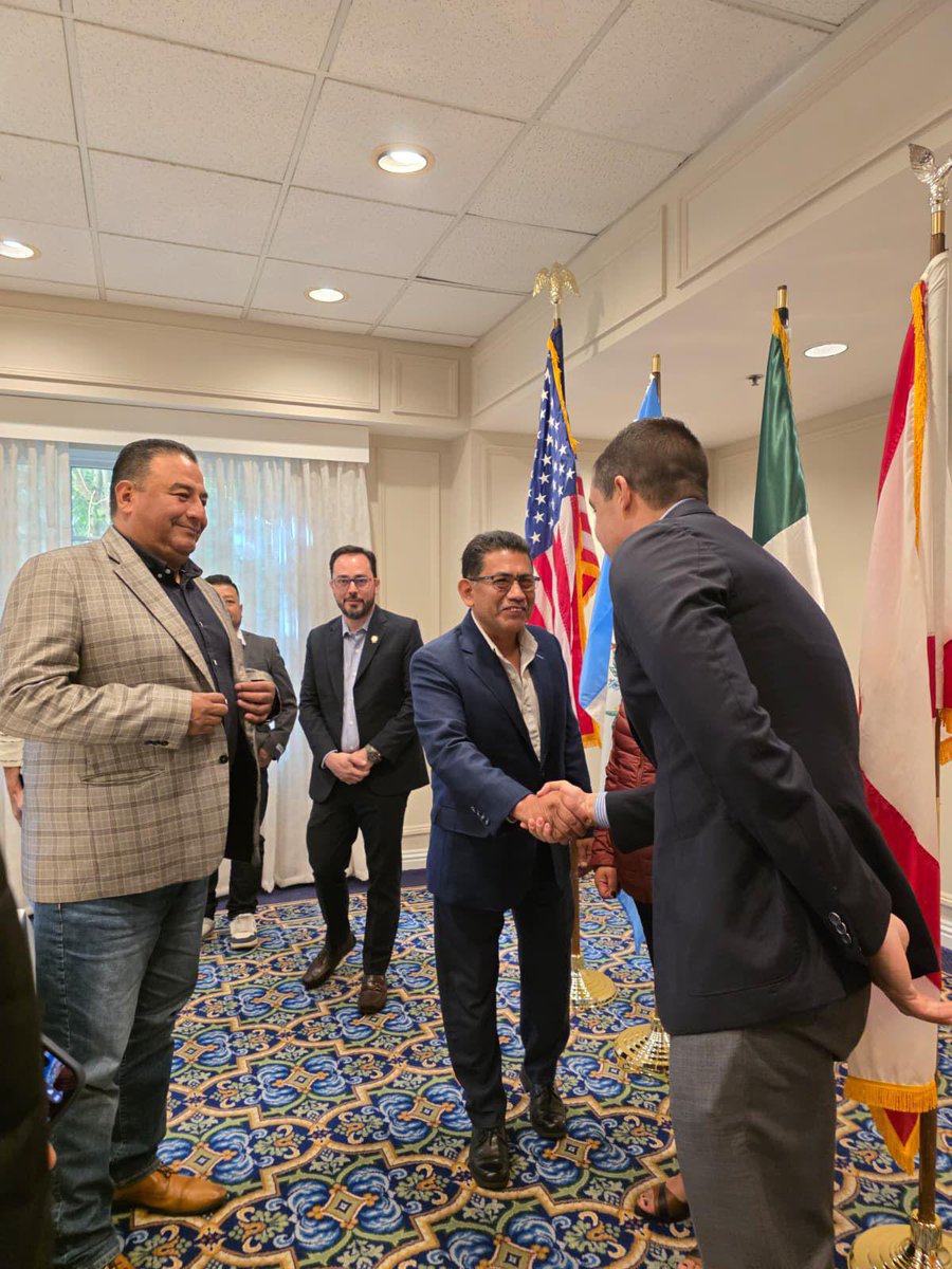 Vince Lago tweet media