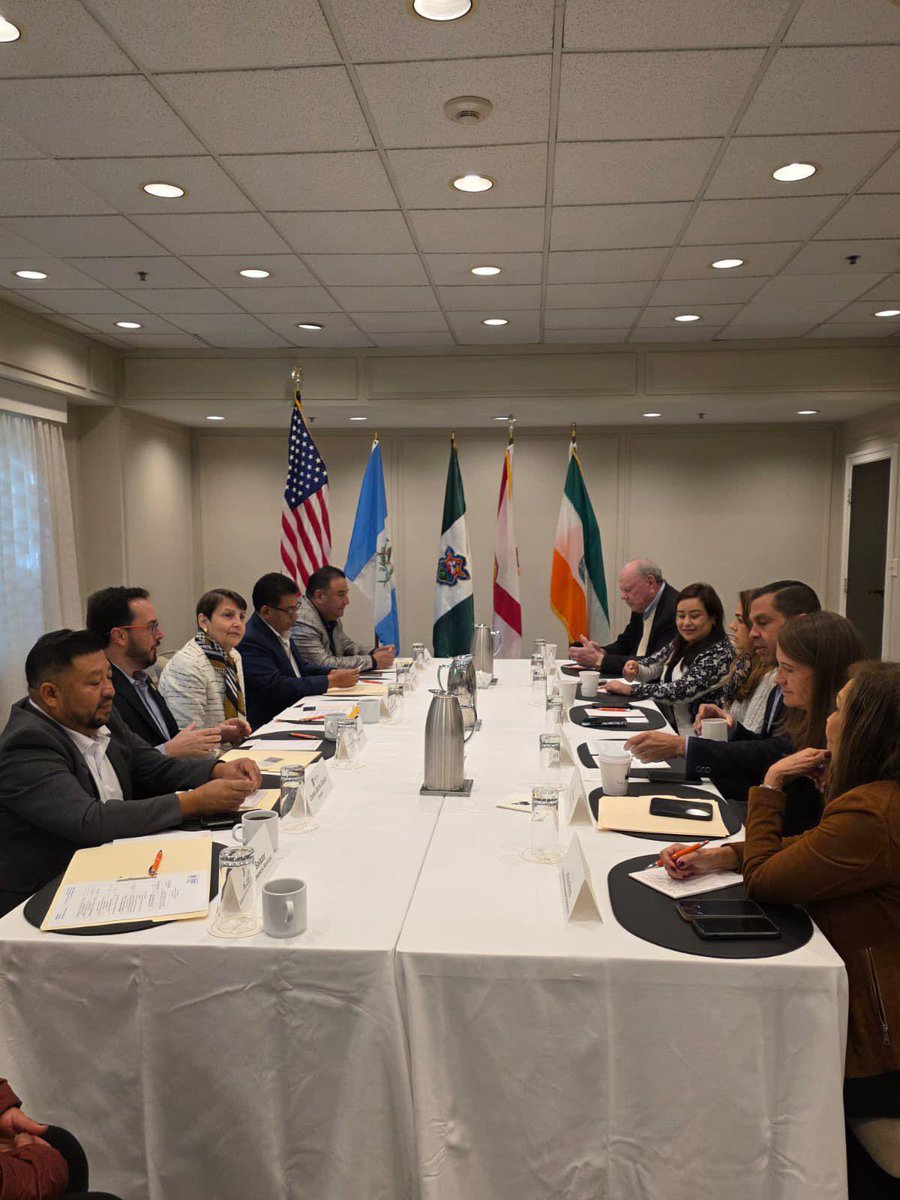 Vince Lago tweet media