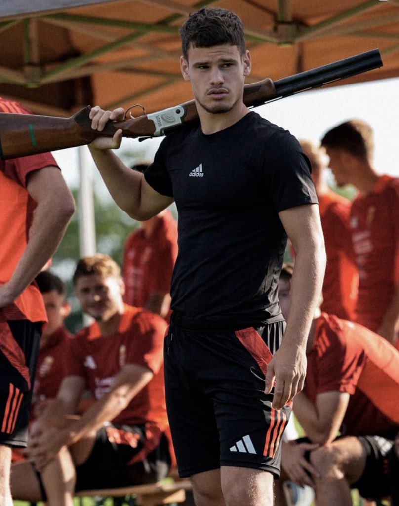 SibiLFC's tweet photo. Better be on sight for Greenwood https://t.co/FdJzNkcswP
