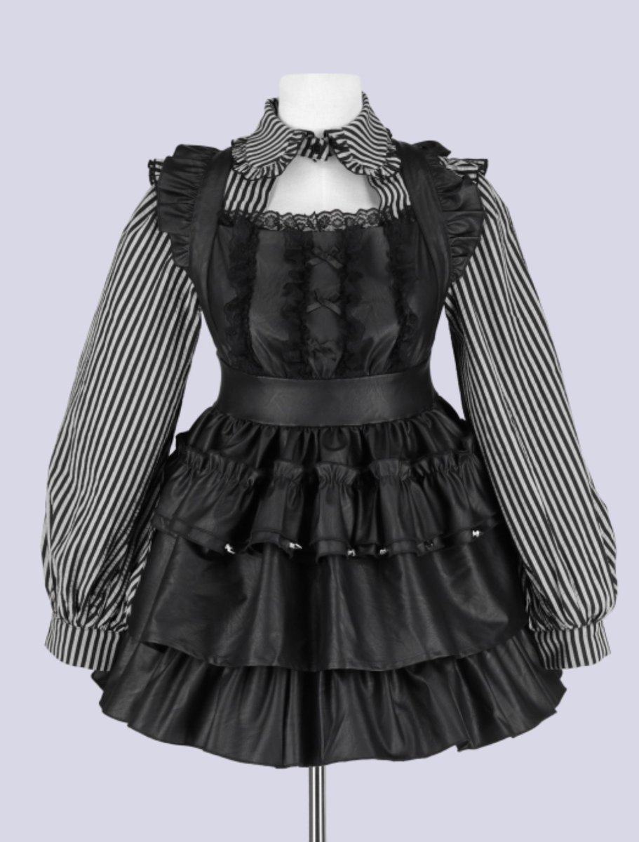 IMVAL / Leather Apron Dress 甘く可憐なフリルデザインに、程よい厚み