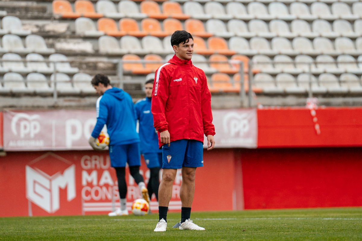 ☁️ | ¿Miércoles? 

🤦‍♂️Sinónimo de mal tiempo. Parece que es de cajón.

✅ 𝐕𝐮𝐞𝐥𝐭𝐚 𝐚 𝐥𝐨𝐬 𝐞𝐧𝐭𝐫𝐞𝐧𝐚𝐦𝐢𝐞𝐧𝐭𝐨𝐬.

#RealMurciaAlgecirasCF