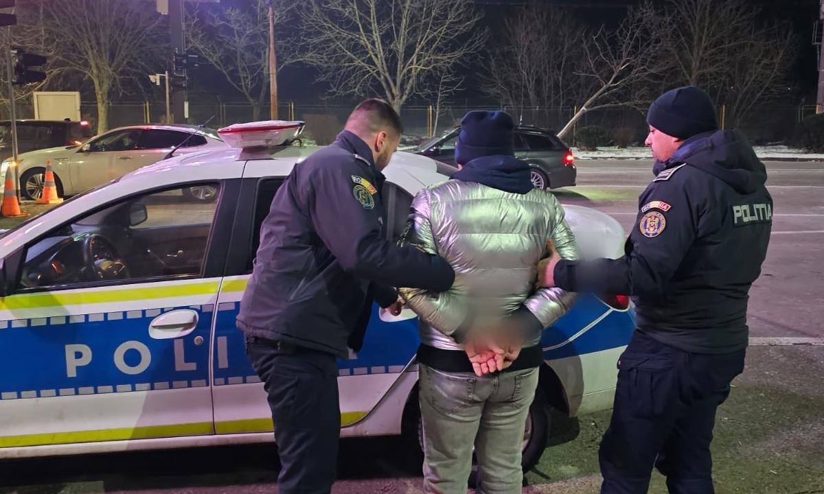 FrontieraRO's tweet image. Cetăţean român cu mandat de arestare, descoperit în PTF Albița   politiadefrontiera.ro/ro/iasi/i-ceta… #politiadefrontiera via @FrontieraRO