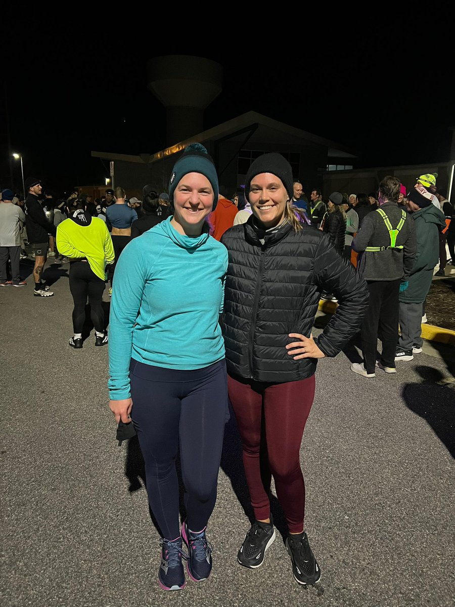 travel_run_lift's tweet image. Motivation has been hard to come by with no races scheduled. And before I get the “discipline blah blah” 🤣 I’m externally motivated ok? If it’s not because of a race or meeting friends I don’t want to. Periodt. 🤣 Anyway had a good run last night. 

#running #runners