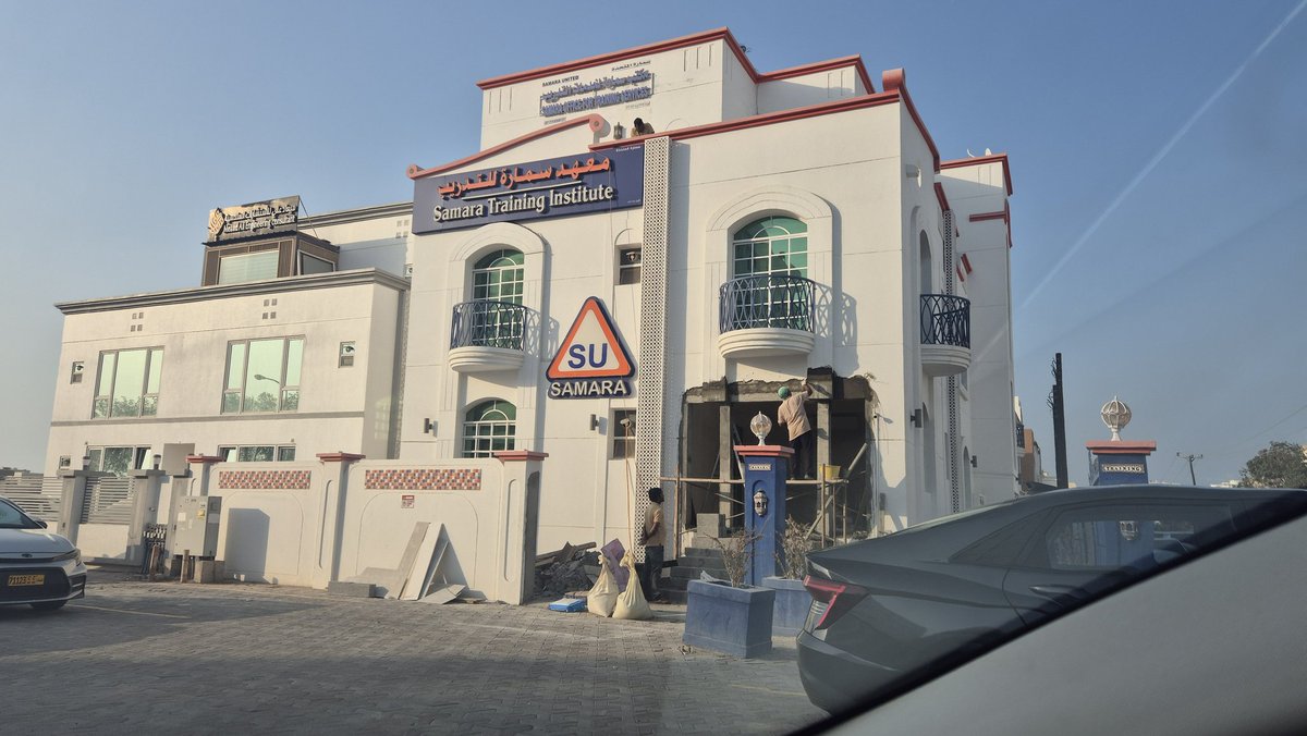 Samara_HSE's tweet image. 🧐🤔 What is going on ⁉️

#SamaraTraining 👑👑👑
#NewLook