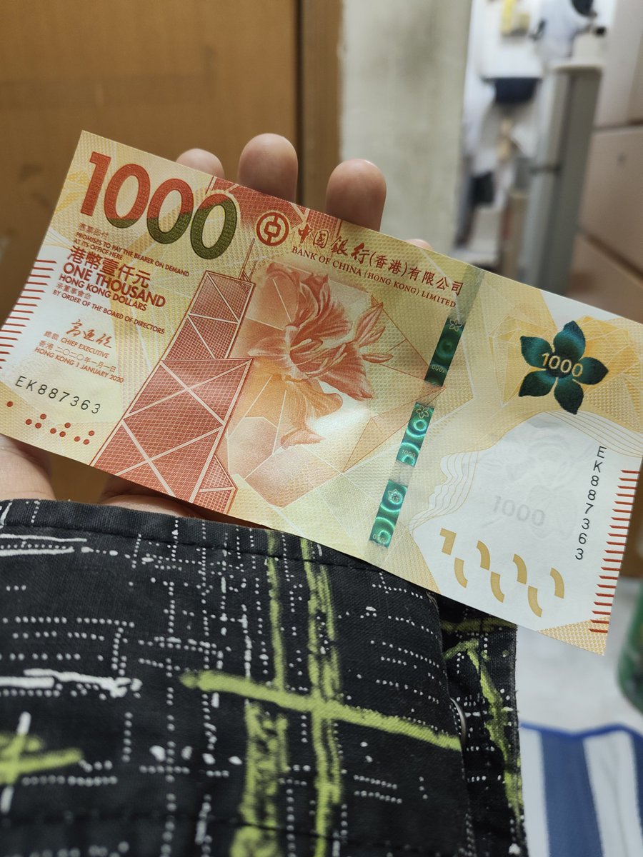 Selembar 2.1jt
Gatau harus sedih apa seneng🙃