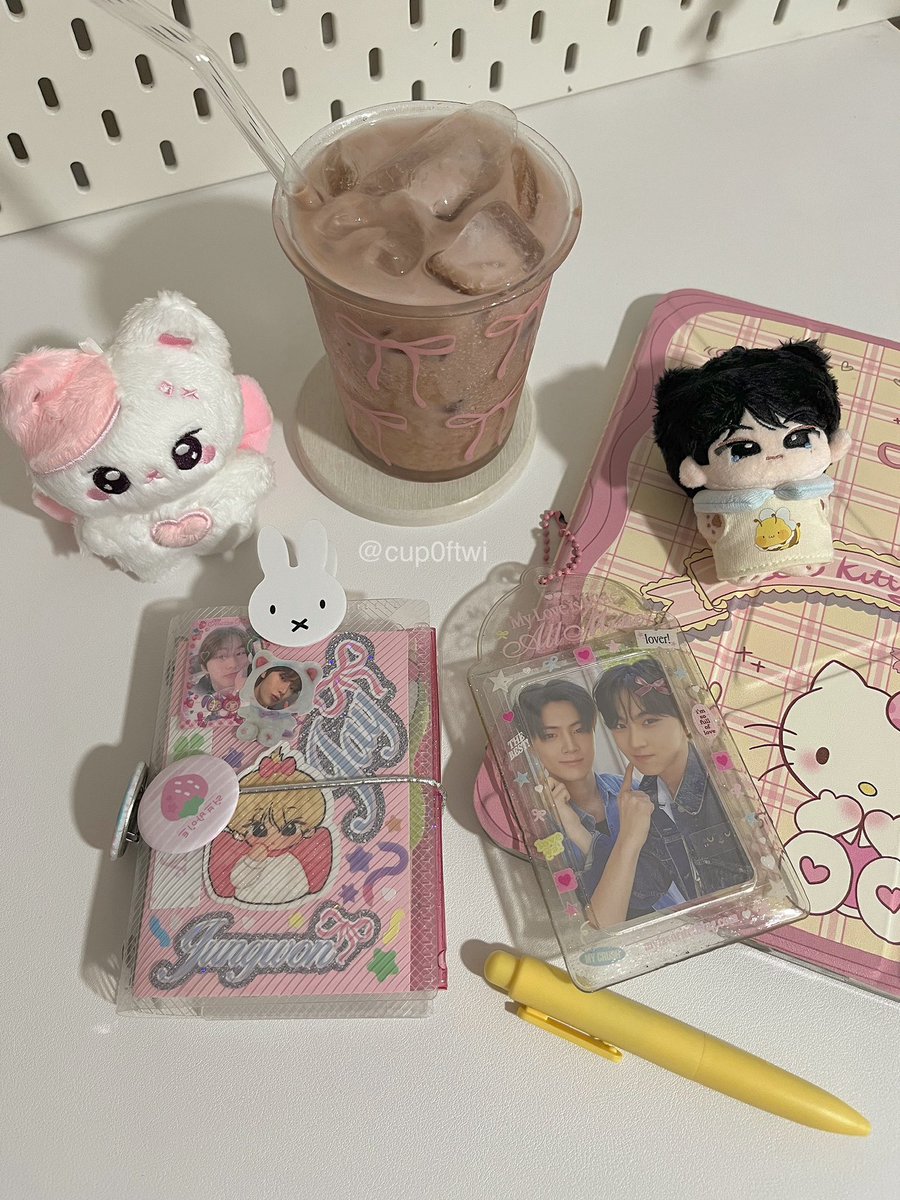 cup0ftwi's tweet image. today’s jaywon ૮꒰ྀིo̴̶̷̤⩊o̴̶̷̤꒱ྀིა