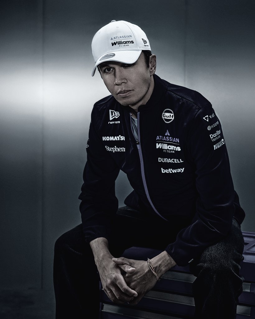 nectarvoid's tweet image. Look stunning nathan lee 💫