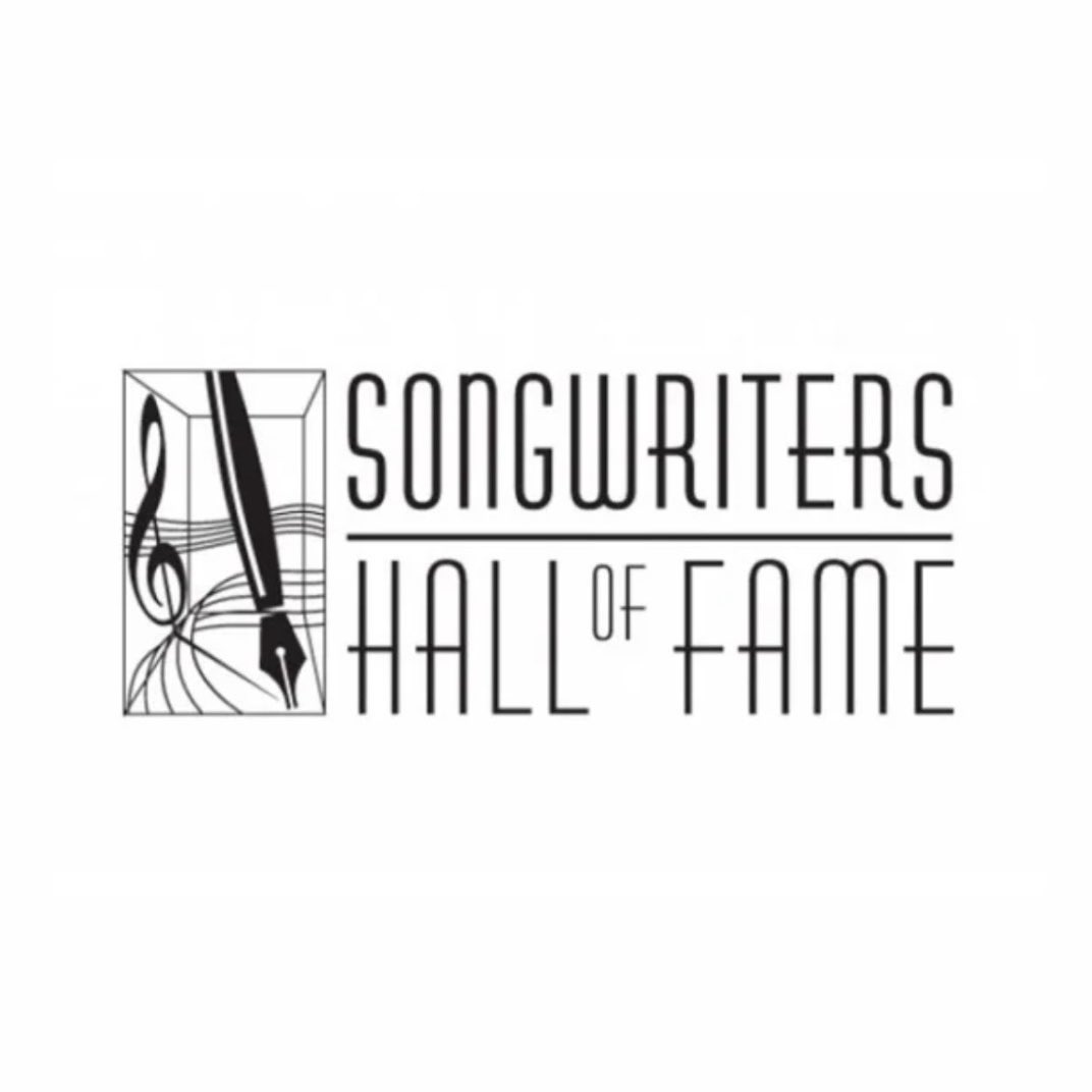 TSwiftFranceFan's tweet photo. 👑 C’est officiel : Taylor Swift rejoint le Songwriters Hall of Fame !!! 

La cérémonie aura lieu le 11 juin 2026. https://t.co/8ebIKYjTex
