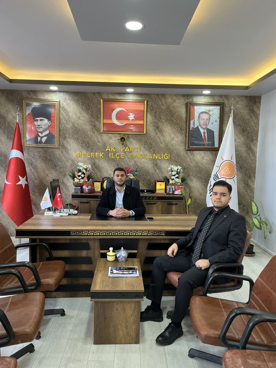 AK Parti Alanya Gençlik Kolları Yeni Seçmen Temsilcisi hemşehrimiz Mevlüt Can Ağırmatlıoğlu, Gençlik Kolları Başkanımız Sayın Ramazan Acar’ı ziyaret etti.
Nazik ziyaretleri ve katkıları için kendisine teşekkür ederiz.  
<a href="/furkankucukk_/">Furkan KÜÇÜK</a> 
<a href="/AKGenclikGM/">AK Gençlik</a>
<a href="/ramazanacar199/">Ramazan Acar</a>