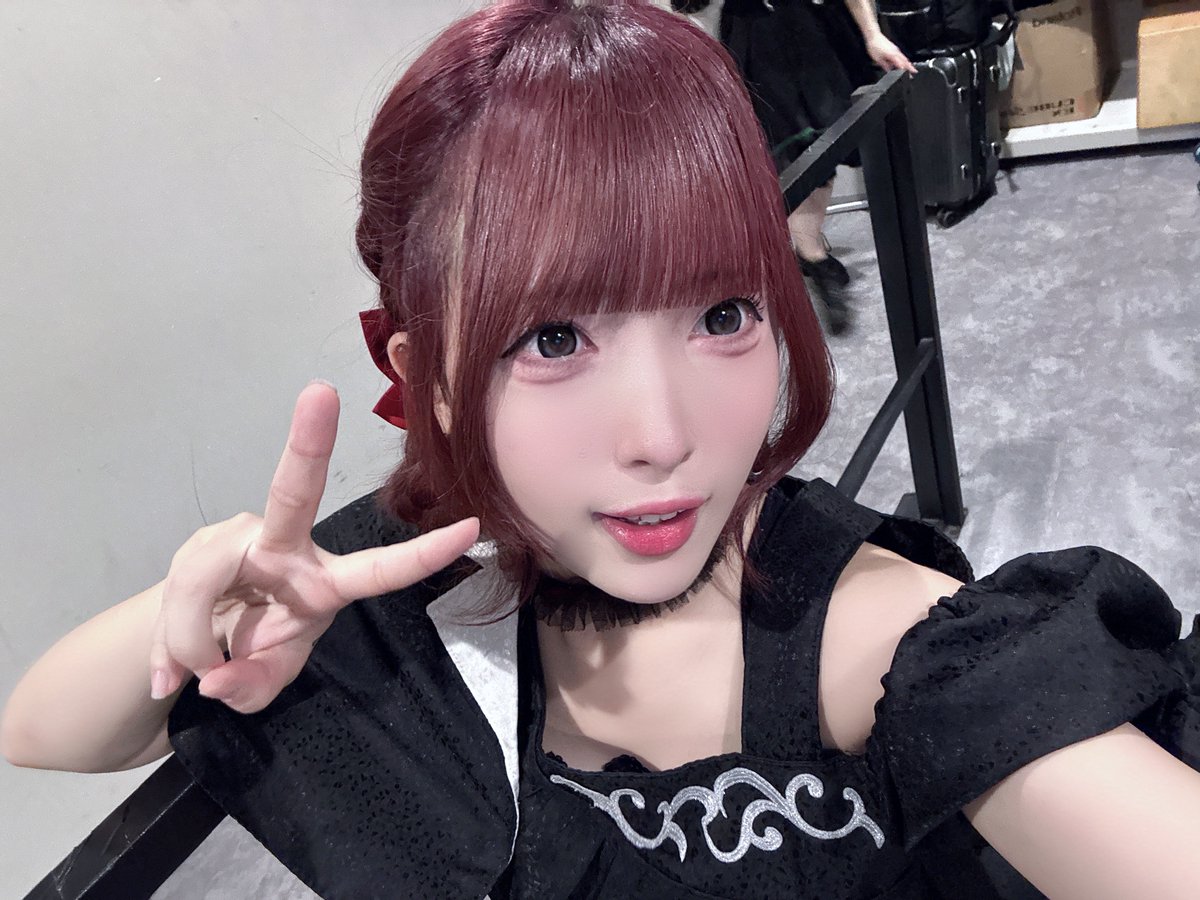 tokiusa_yumina's tweet image. 今日も会いに来てくれてありがとうー！
次大阪のライブは27日、ちょっと
空いちゃうから寂しいね…👉🏻👈🏻

ゆみなは寒すぎるのでほぼ雪だるま状態に
なって帰ってます⛄️
皆も気をつけて帰ってねー！