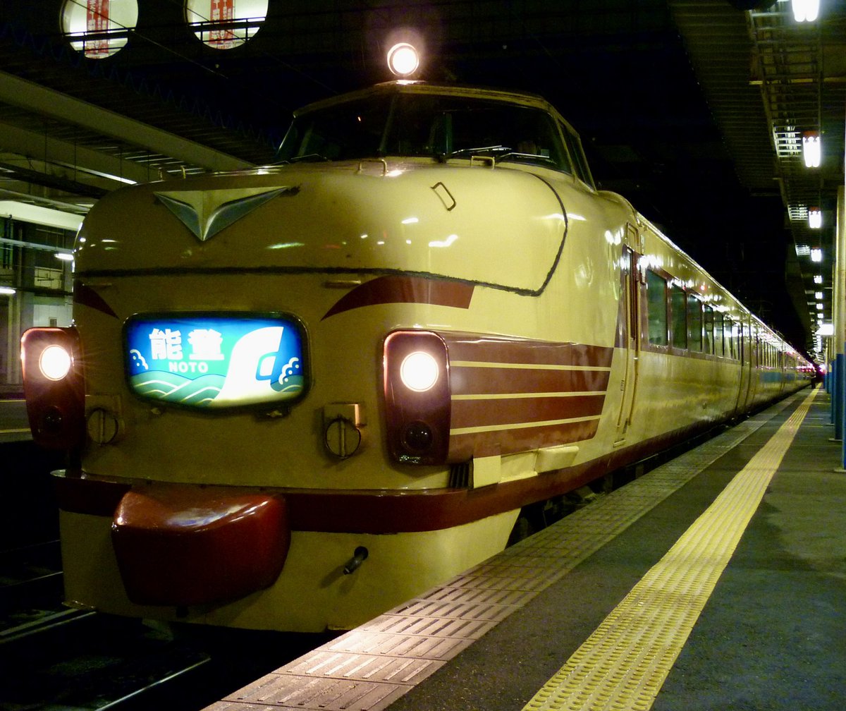 懐かしい写真が出てきました😢❗️📸 昔の直江津駅は、素晴らしかった