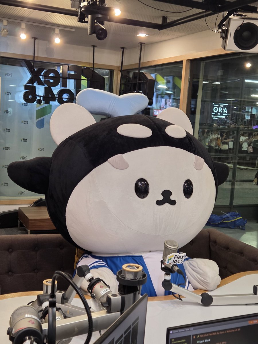 ซังขอบคุณ อุนย่าอุนยาย และเจ่เจ้ ทุกๆคนเลยฮะ  วันนี้ซังสนุกมากๆเลย ฮ่ะ ฮ่ะ ฮ่ะ #Flex1045xPOLCASAN