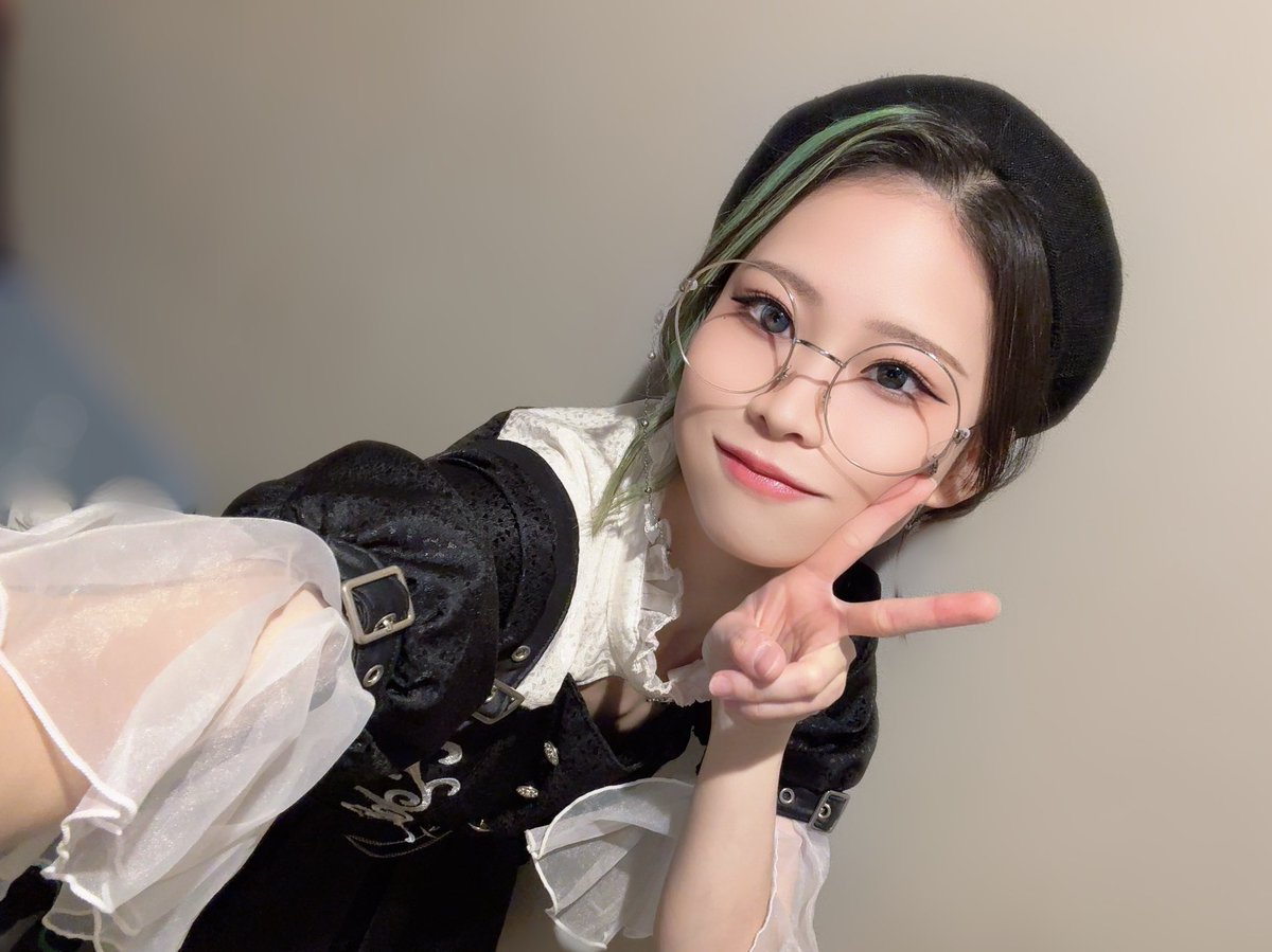 tokiusa_rui's tweet image. 『孤軍奮闘 第七弾』
ありがとうございました！

お外寒いけど、みんな身体冷やさないように気をつけてね😷
るいちゃはいつでも元気だと思うので、元気のおすそ分けできる分沢山あるのでそこは任せていただいて！

次は東京遠征…！
大阪より寒いんだろうな…心して向かいます！
待っててねん(*´³`*)