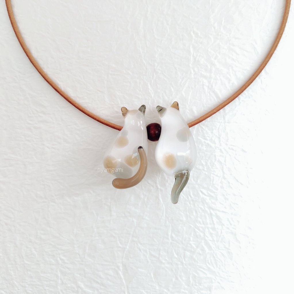 (ΦωΦ)

カフェオレ&amp;グレー  猫さん

𓃠
今年最初のイベント出展は
猫の日…
浅草ねこねこ大展覧会
2/21(土)･22(日) 11時〜16時
都立産業貿易センター台東館６階

お越しいただけましたら幸いです✨

#猫 #ガラス #ネックレス