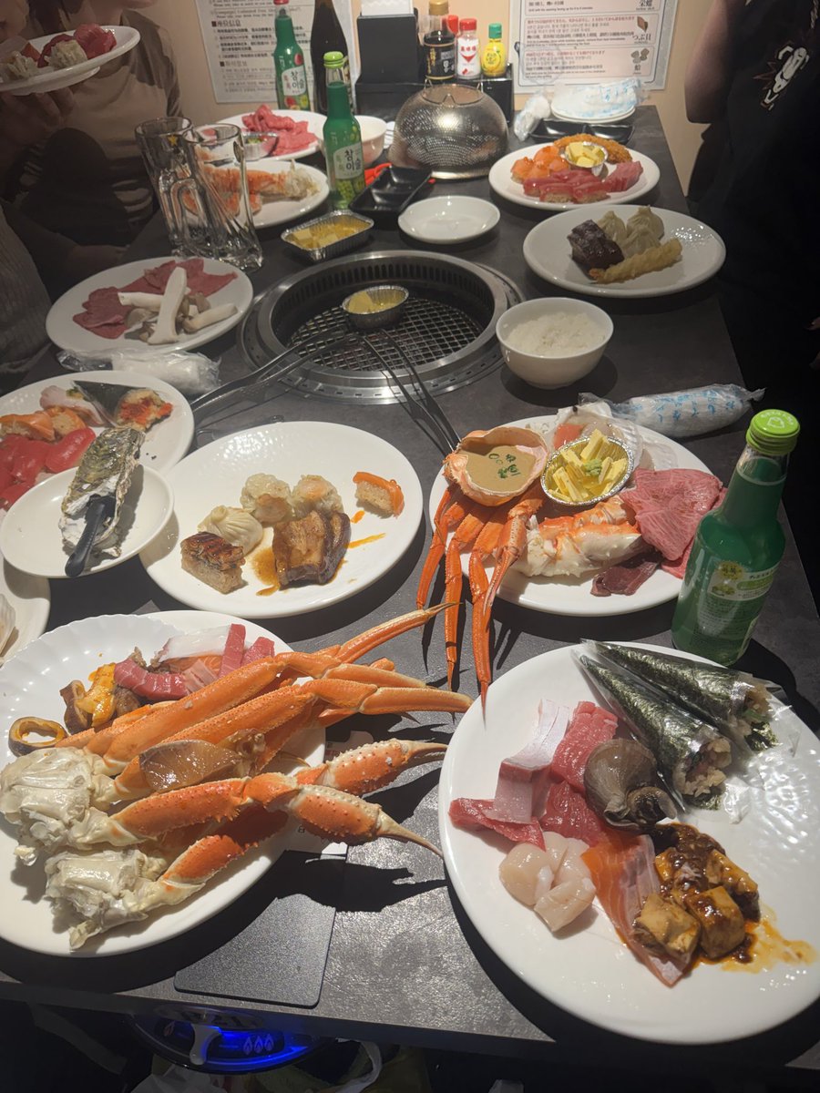 MonsoonGG's tweet photo. Hello Tokyo, I want to be you best friiiiiend https://t.co/ABs1nLdbbG
