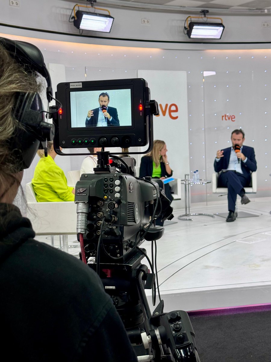 DigitalES_ tweet media